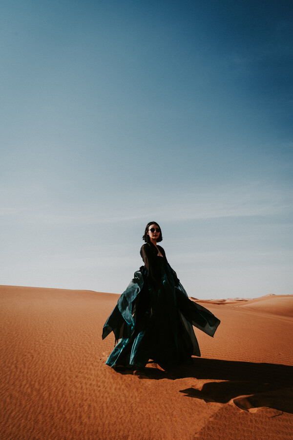 박비주 한복모델 사막화보 촬영